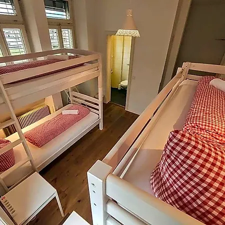 Vandrarhem Adventure Interlaken *